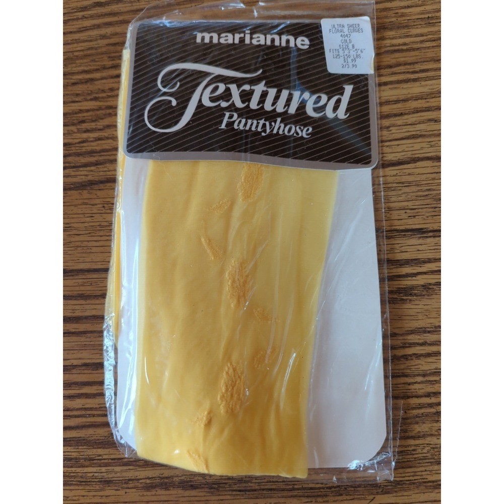 New Vintage Marianne Textured‎ Pantyhose Size B Ultra Sheer Floral Curves Gold